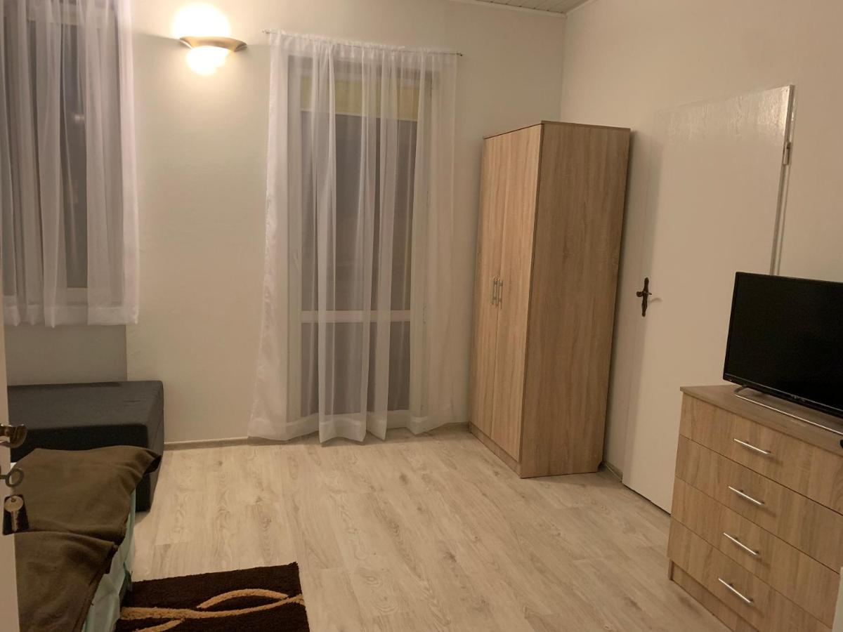 Dom Wczasowy Portowa Przystan 150M Od Plazy Mrzeżyno Εξωτερικό φωτογραφία